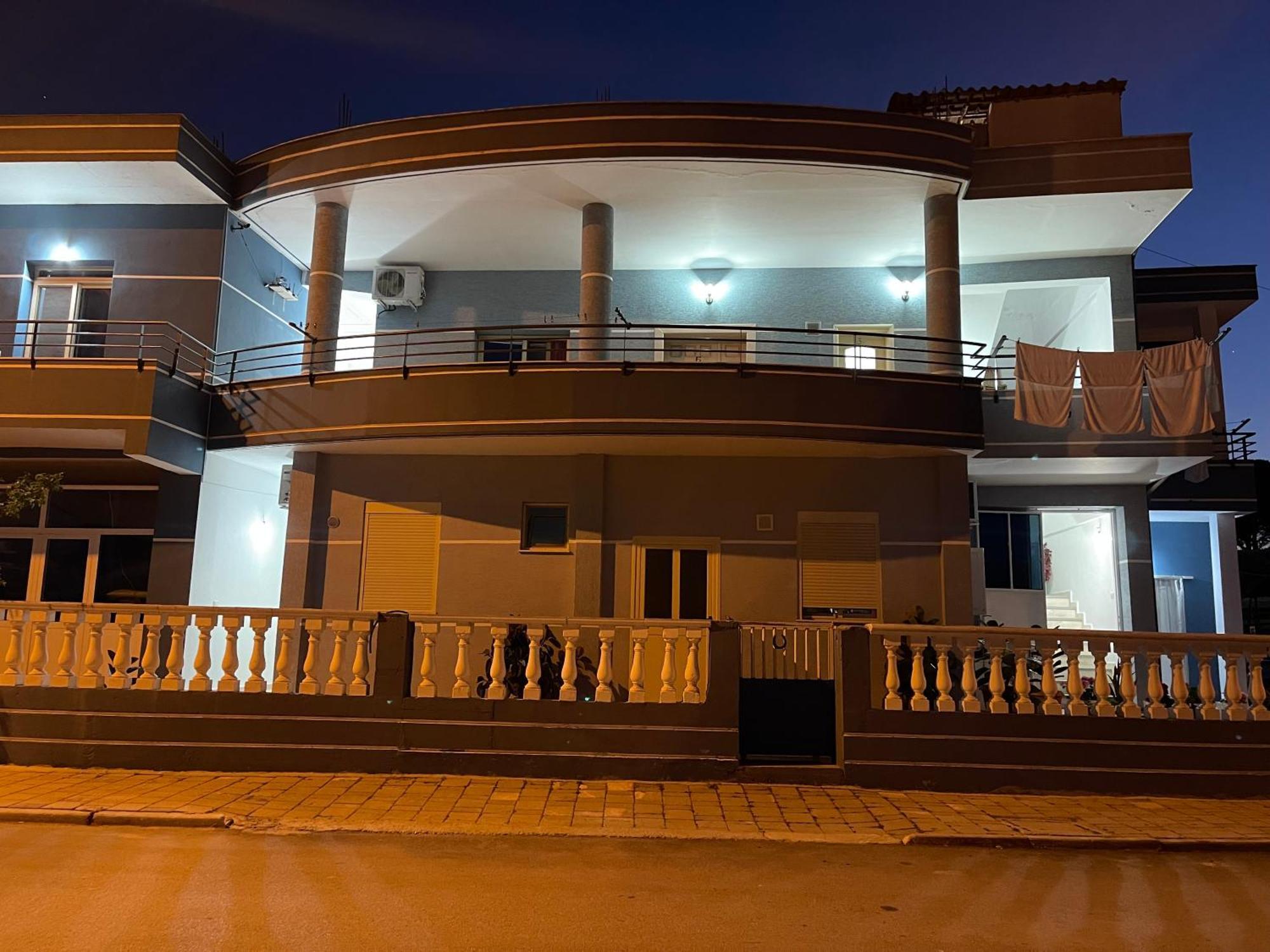 Appartamento Kristeo Vlorë Esterno foto