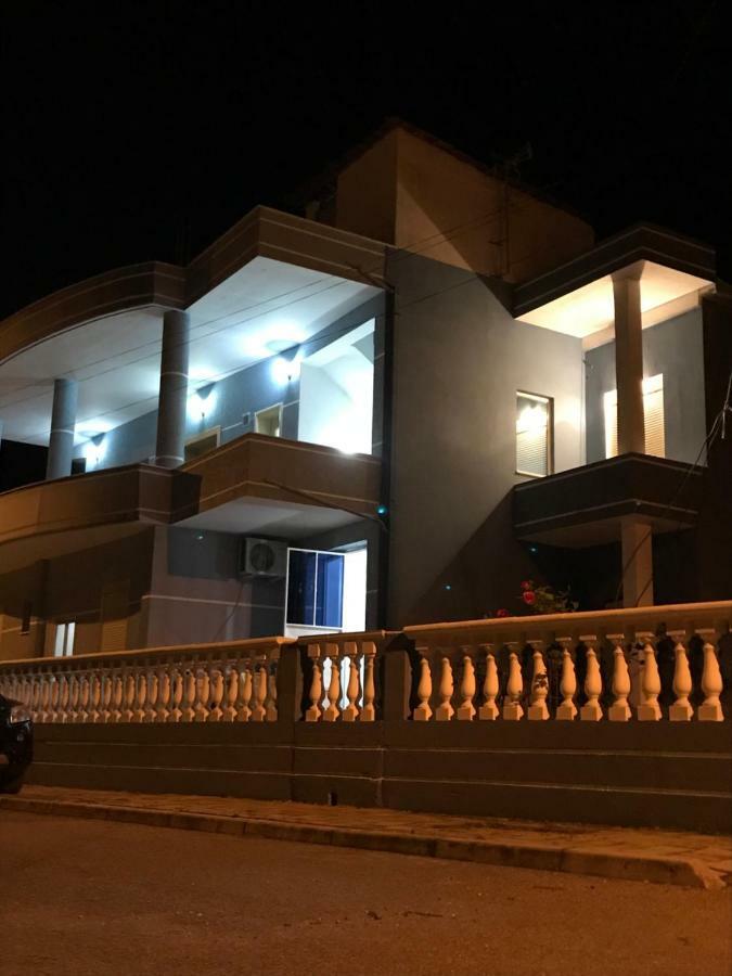 Appartamento Kristeo Vlorë Esterno foto